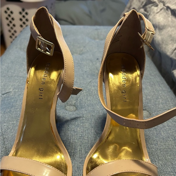 Madden Girl Nude Heels - Picture 5 of 9